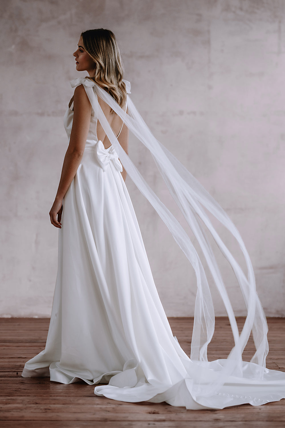 Romantic long silk dress | evening gown | Mau Bou ph